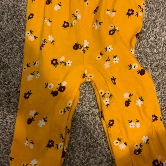 New baby fall one piece! - Picture 2 of 4